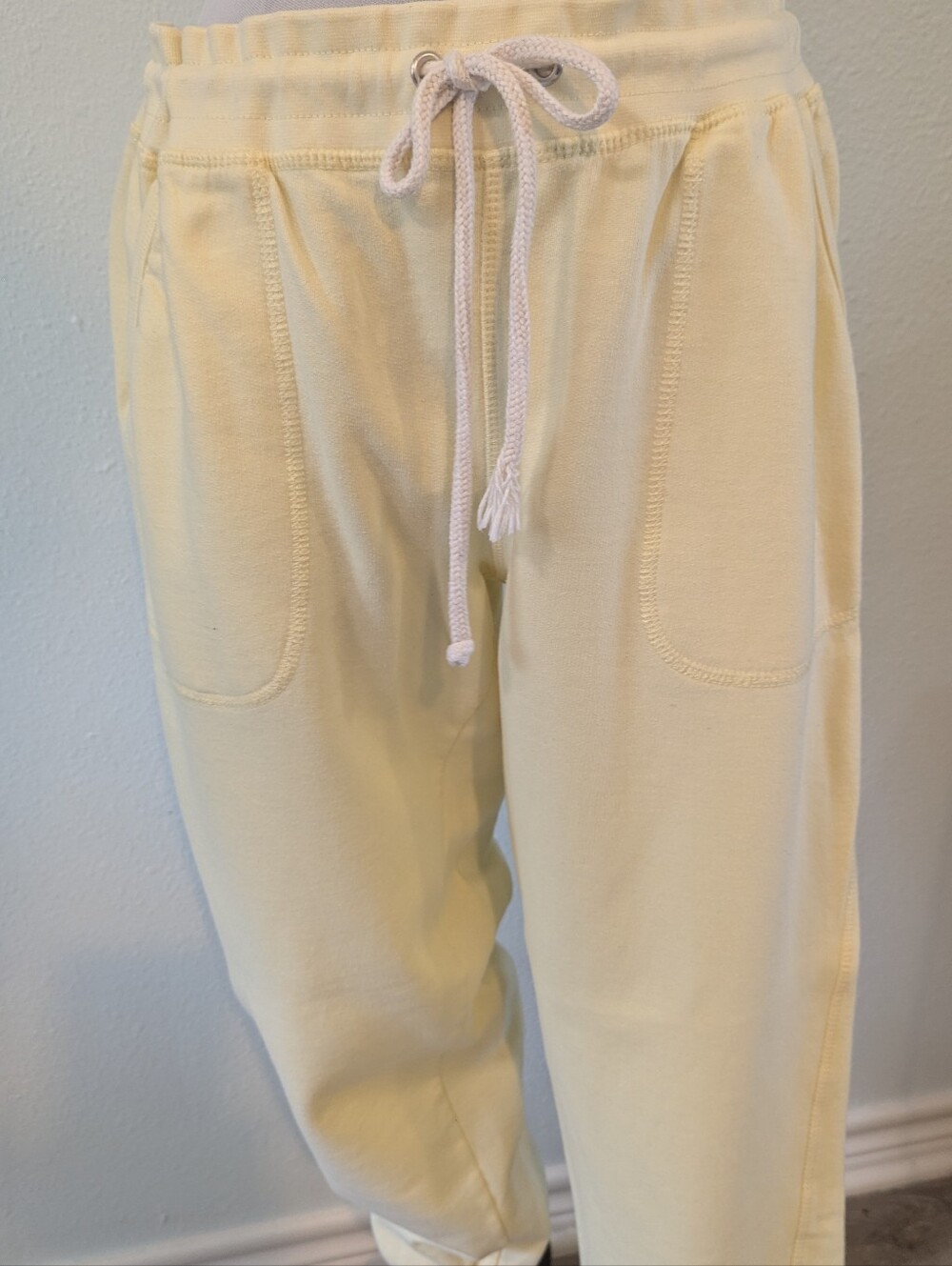 Women's U S Vintage By Exist Pale Yellow Drawstring Sweatpants Sz-L